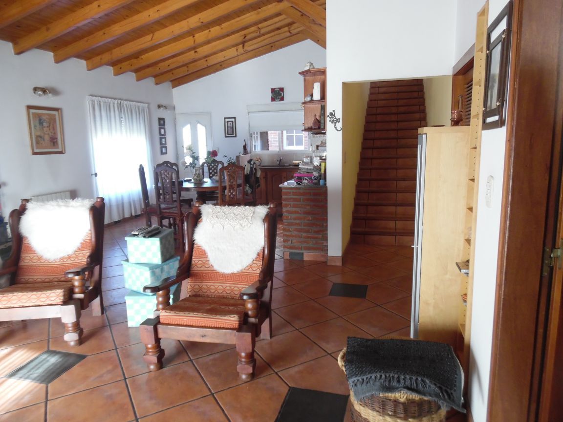 Casa en Venta en Vieytes E Inglaterra, San Roque, Bahía Blanca - Bahía Blanca Propiedades | SITIO OFICIAL l