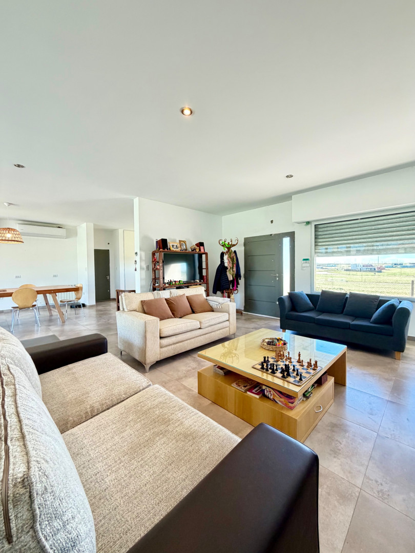 Casa en Venta en Rega Molina 2730, Parque Norte, Bahía Blanca - Bahía Blanca Propiedades | SITIO OFICIAL l