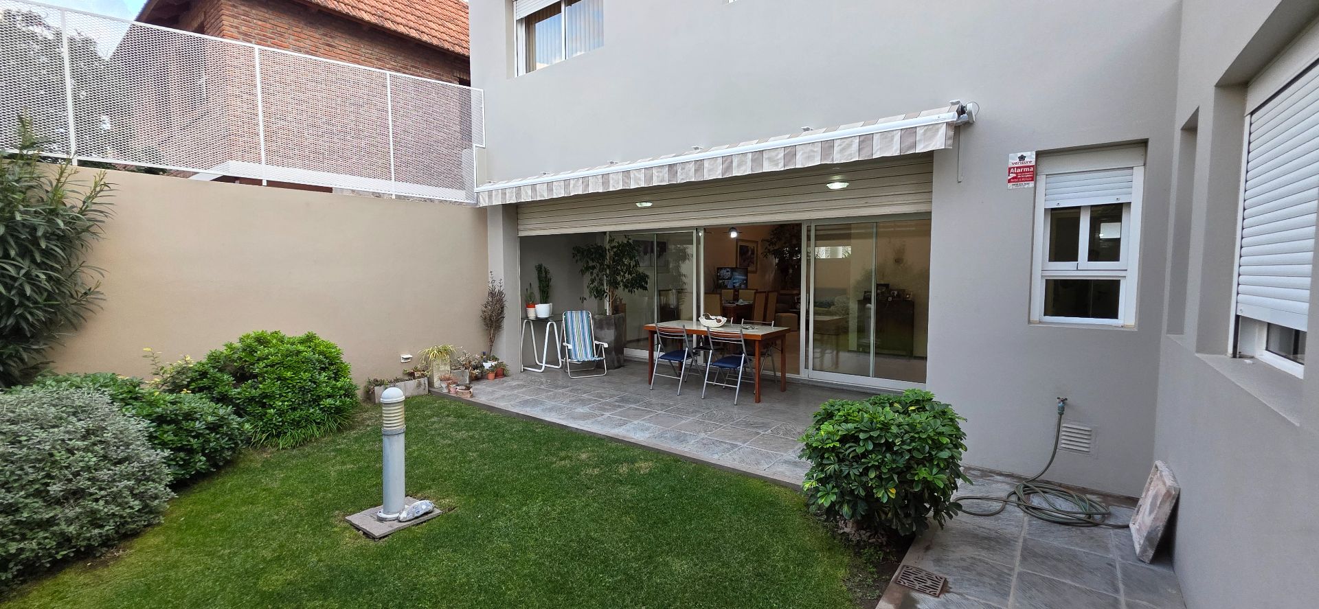 Casa en Venta en Nicaragua 1271, Universitario, Bahía Blanca - Bahía Blanca Propiedades | SITIO OFICIAL l