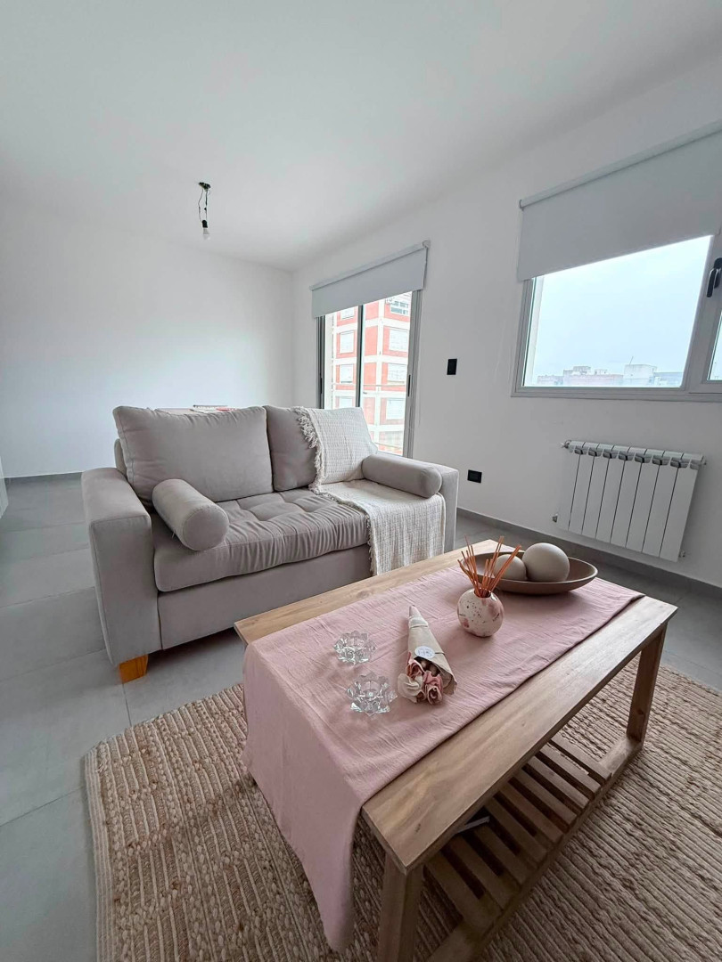 Departamento en Alquiler en Sarmiento 536, Centro, Bahía Blanca - Bahía Blanca Propiedades | SITIO OFICIAL l