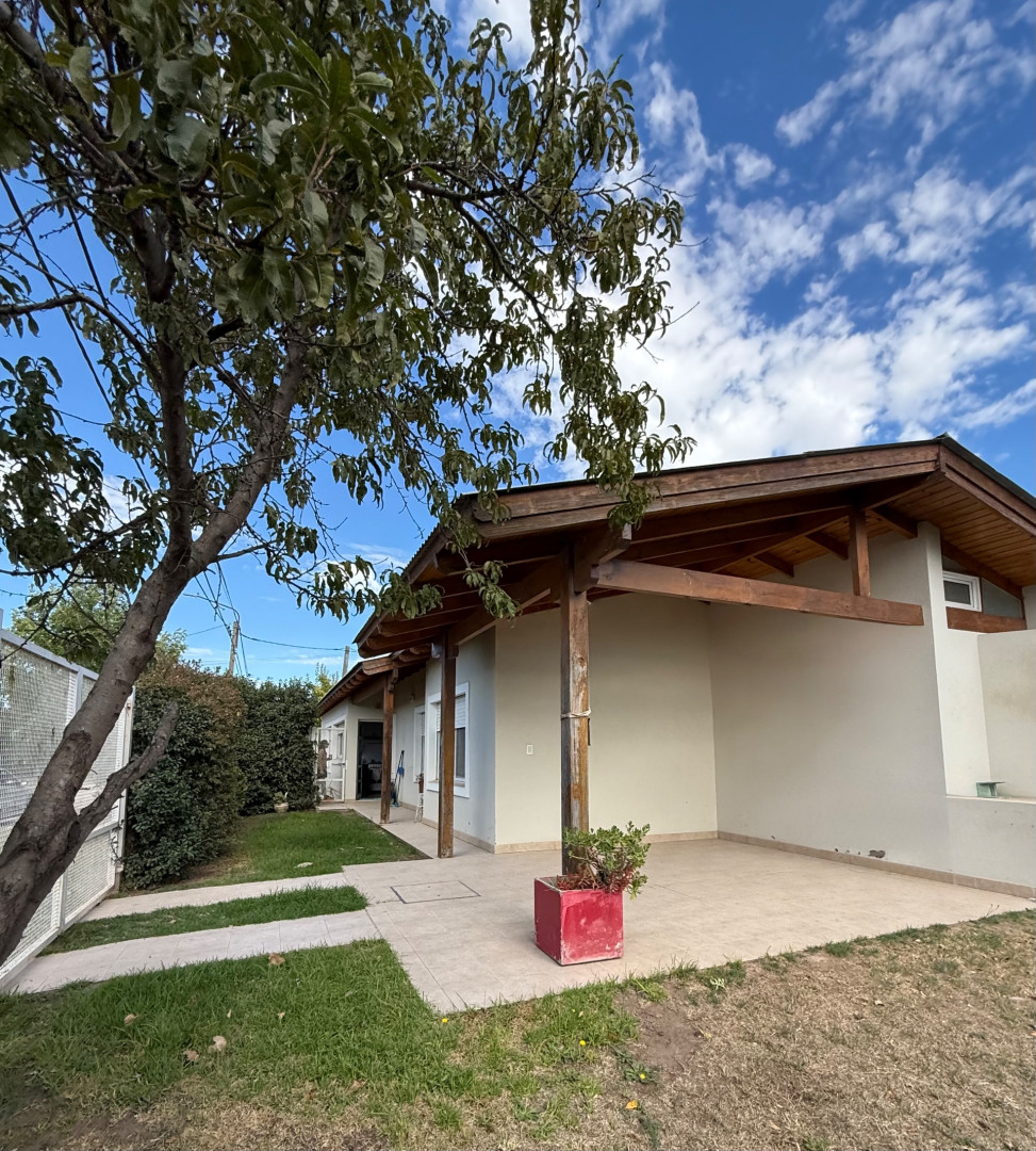 Casa en Venta en Ramón Y Cajal 3004, Palos Verdes, Bahía Blanca - Bahía Blanca Propiedades | SITIO OFICIAL l