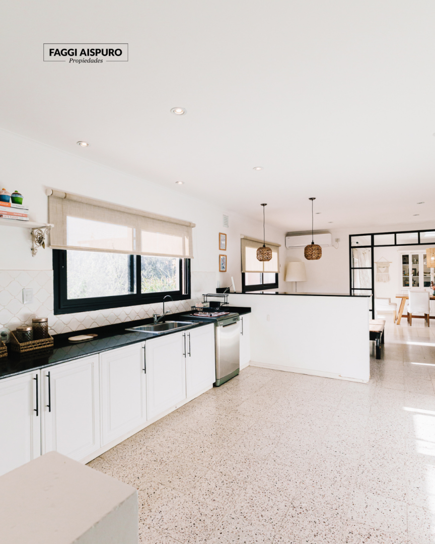 Casa en Venta en Rodolfo Kusch 1000, La Reserva, Bahía Blanca - Bahía Blanca Propiedades | SITIO OFICIAL l