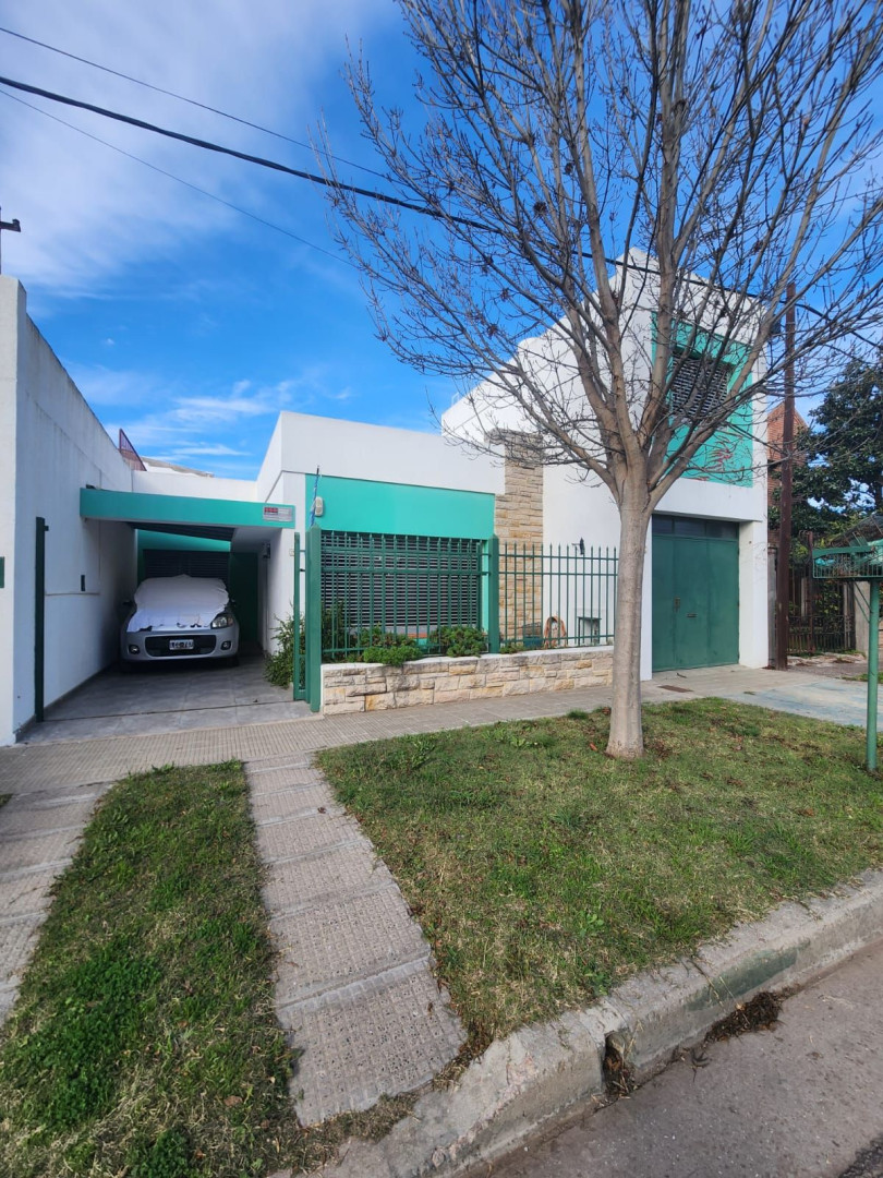 Casa en Venta en Azcuenaga 1000, Sportiva, Bahía Blanca - Bahía Blanca Propiedades | SITIO OFICIAL l