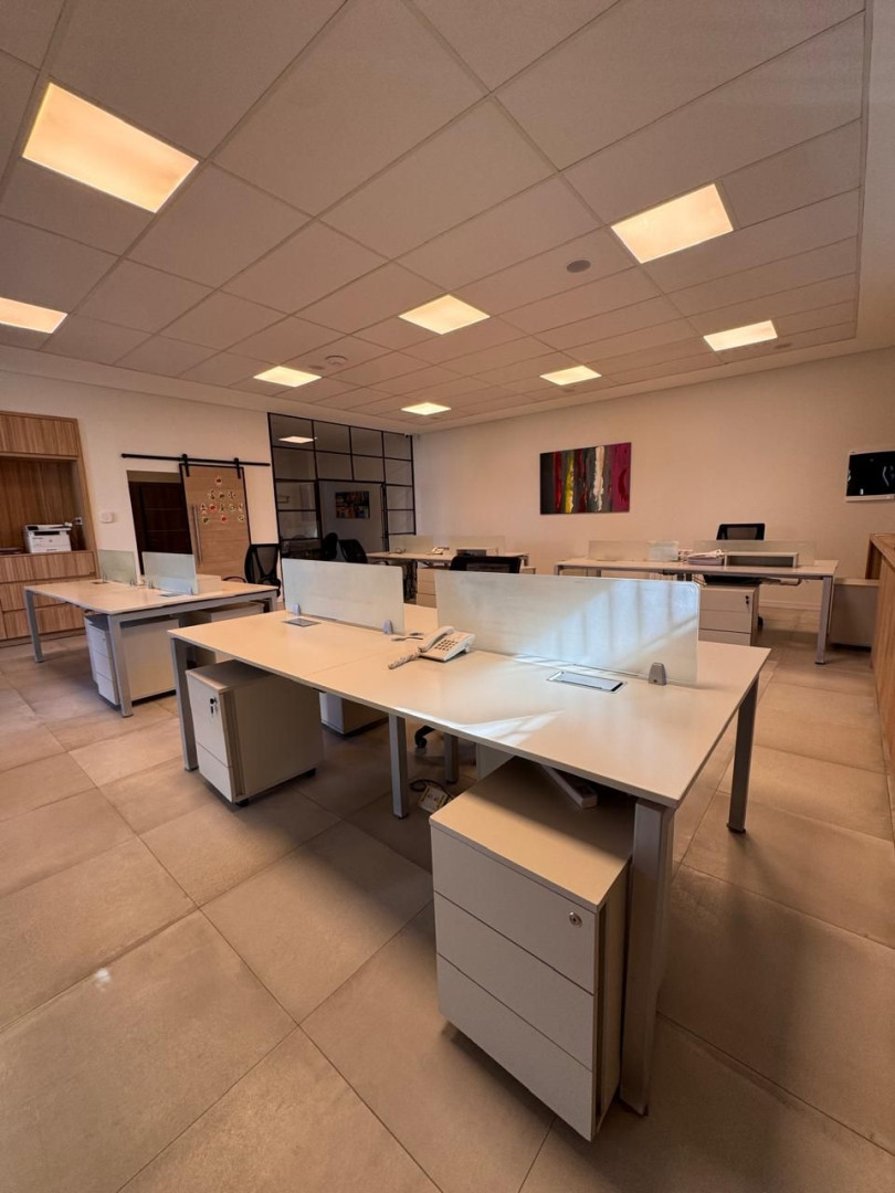 Oficina en Alquiler en Tomas Guido 2357,  Bahía Blanca - Bahía Blanca Propiedades | SITIO OFICIAL l