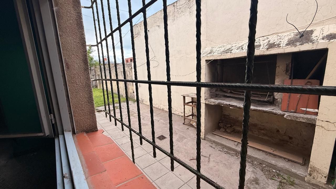 Casa + Departamento en Venta en C. MALLEA 900, Villa del Parque, Bahía Blanca - Bahía Blanca Propiedades | SITIO OFICIAL l