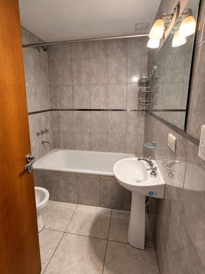 Departamento en Alquiler en Yrigoyen 1342, La Falda, Bahía Blanca - Bahía Blanca Propiedades | SITIO OFICIAL l