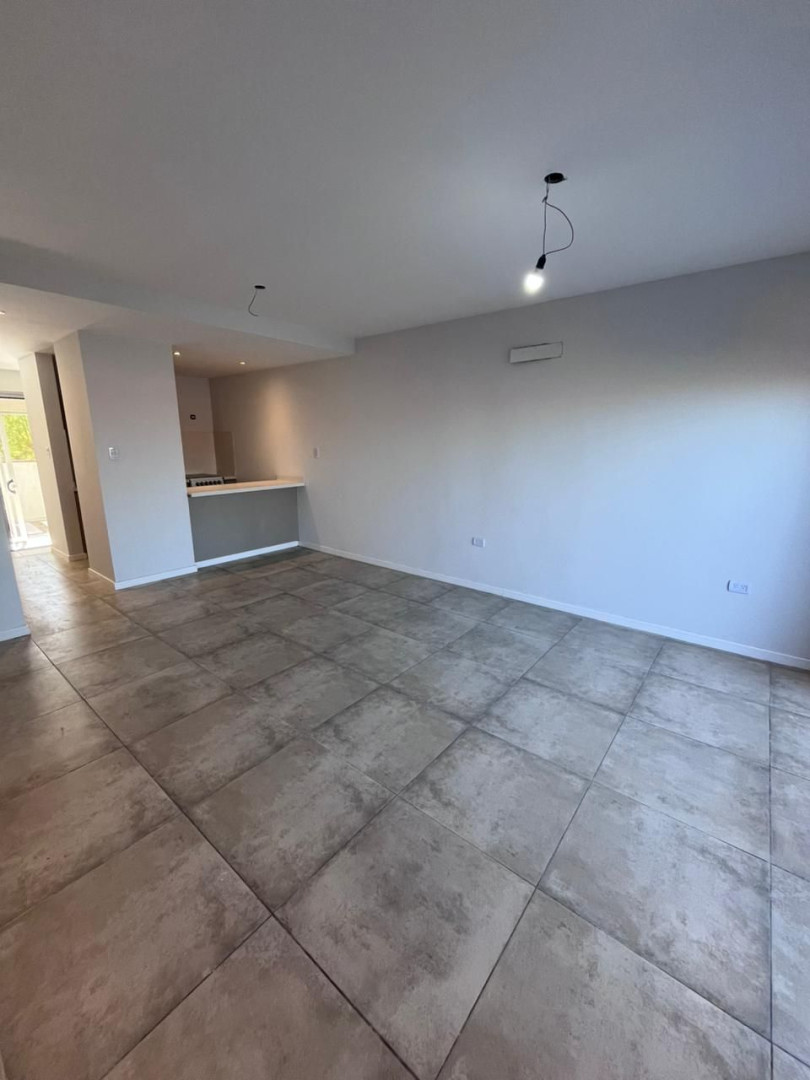 Triplex en Venta en MALVINAS, 33, Las Dunas, Monte Hermoso - Bahía Blanca Propiedades | SITIO OFICIAL l