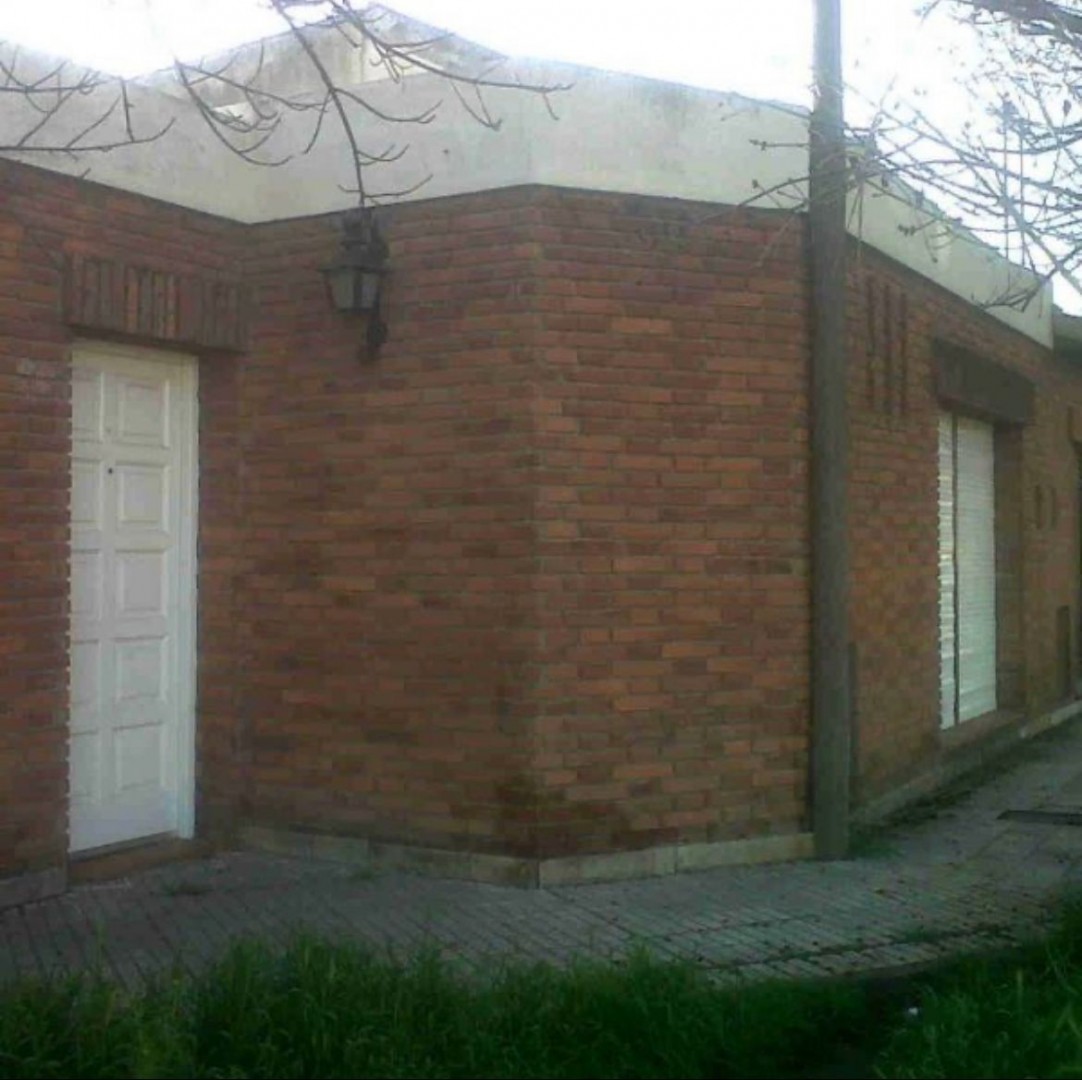 Casa en Venta en Alvarez Jonte Y Montevideo,  Bahía Blanca - Bahía Blanca Propiedades | SITIO OFICIAL l