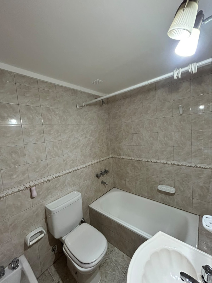 Departamento en Alquiler en Sarmiento 200, Centro, Bahía Blanca - Bahía Blanca Propiedades | SITIO OFICIAL l