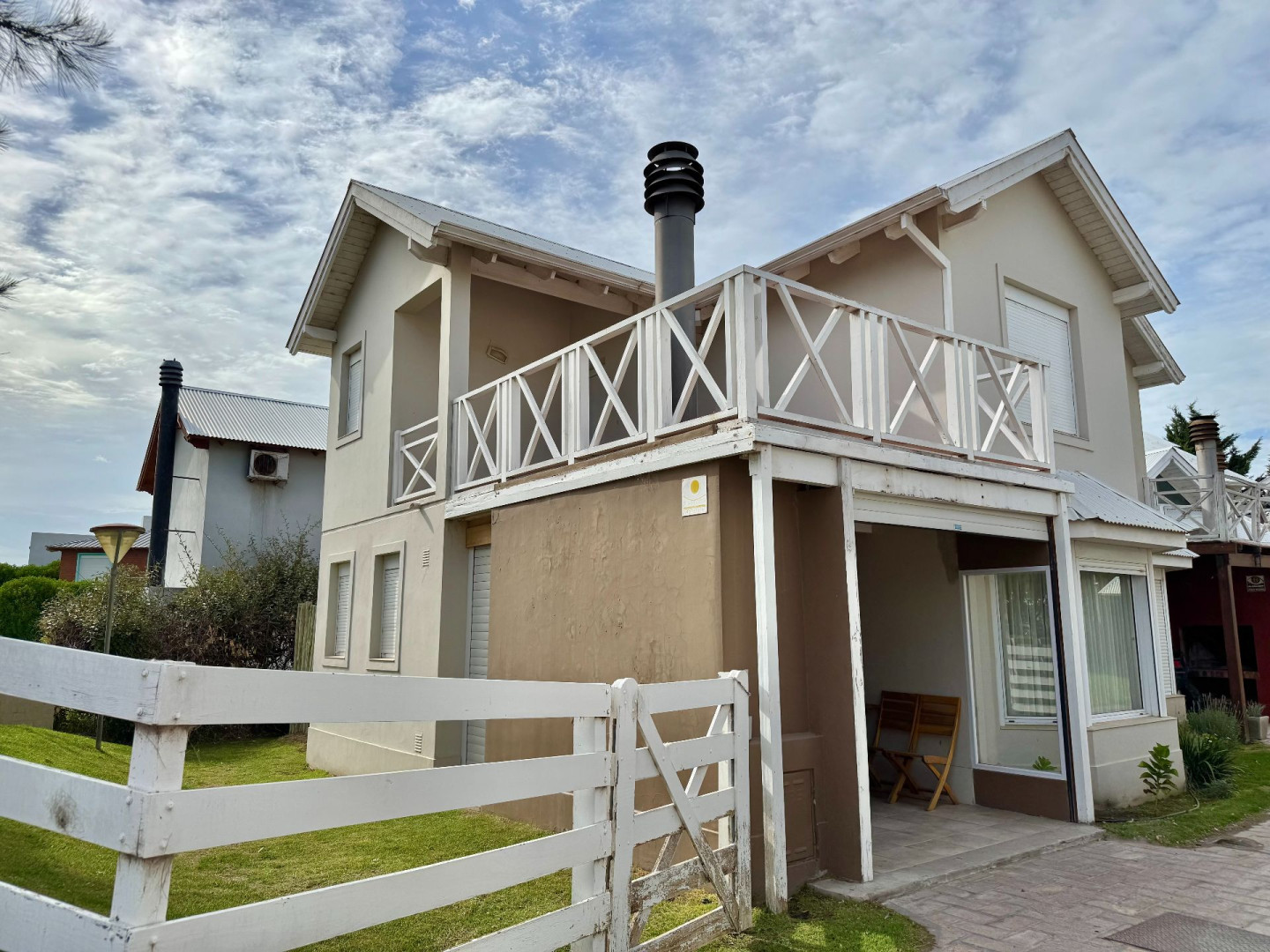 Casa en Venta en Sansot Entre Las Golondrinas Y Los Zorzales, Monte del Este, Monte Hermoso - Bahía Blanca Propiedades | SITIO OFICIAL l