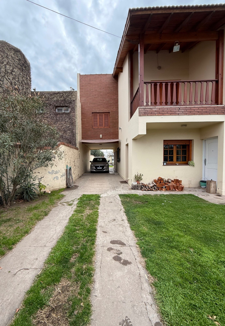 Casa en Venta en Alfonsina Storni 1878, Villa Floresta, Bahía Blanca - Bahía Blanca Propiedades | SITIO OFICIAL l