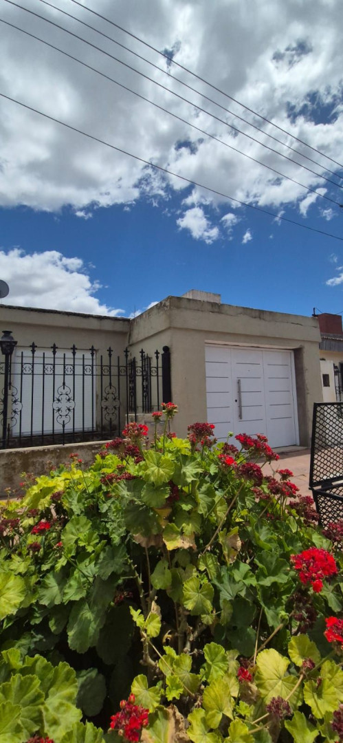 Casa en Venta en Esmeralda 3600, Ingeniero White, Bahía Blanca - Bahía Blanca Propiedades | SITIO OFICIAL l