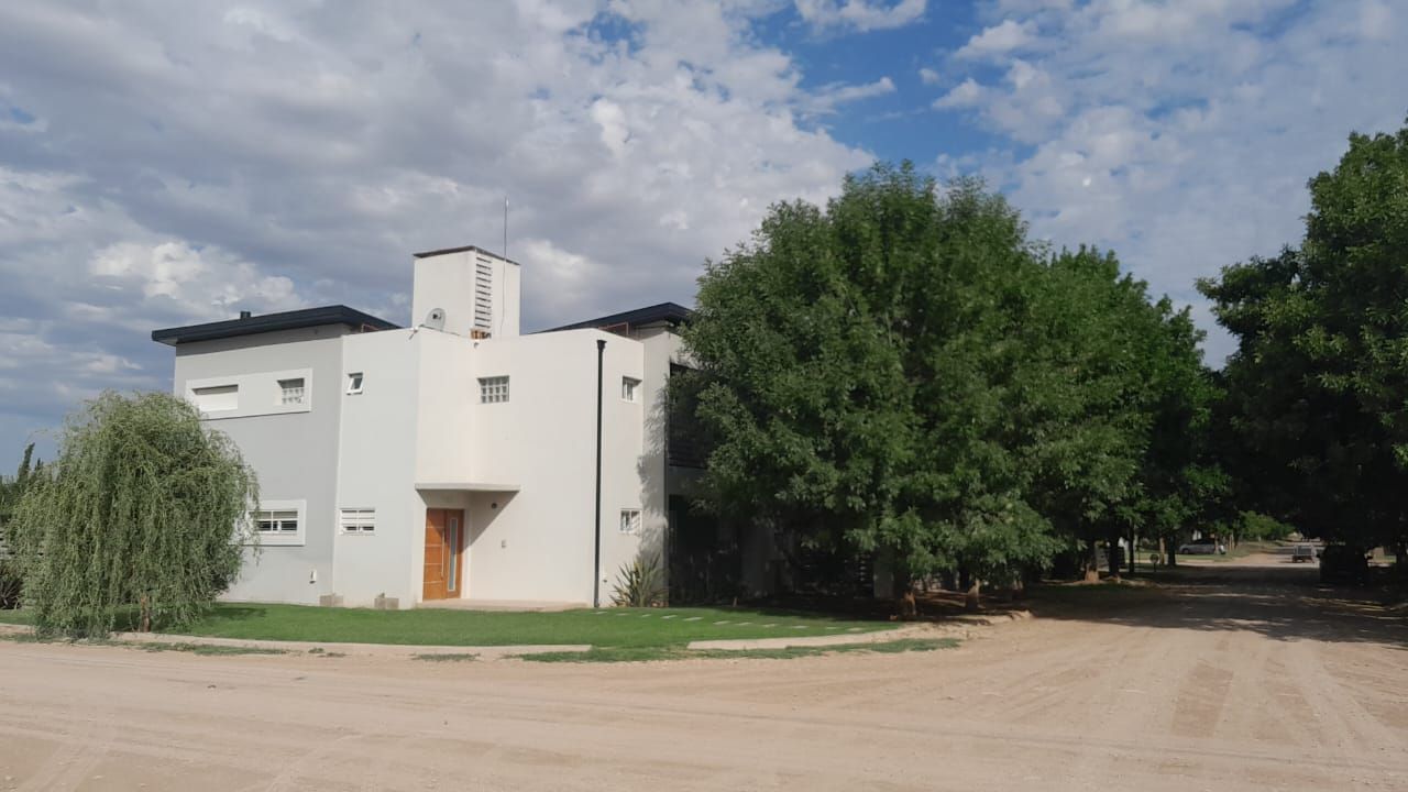 Casa en Venta  Las Acacias, Bahía Blanca - Bahía Blanca Propiedades | SITIO OFICIAL l