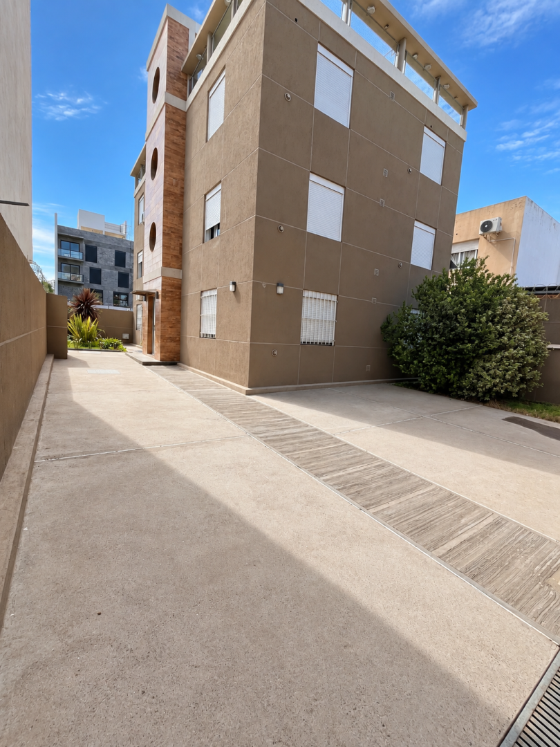 Departamento en Alquiler en ROJAS 270, La Falda, Bahía Blanca - Bahía Blanca Propiedades | SITIO OFICIAL l