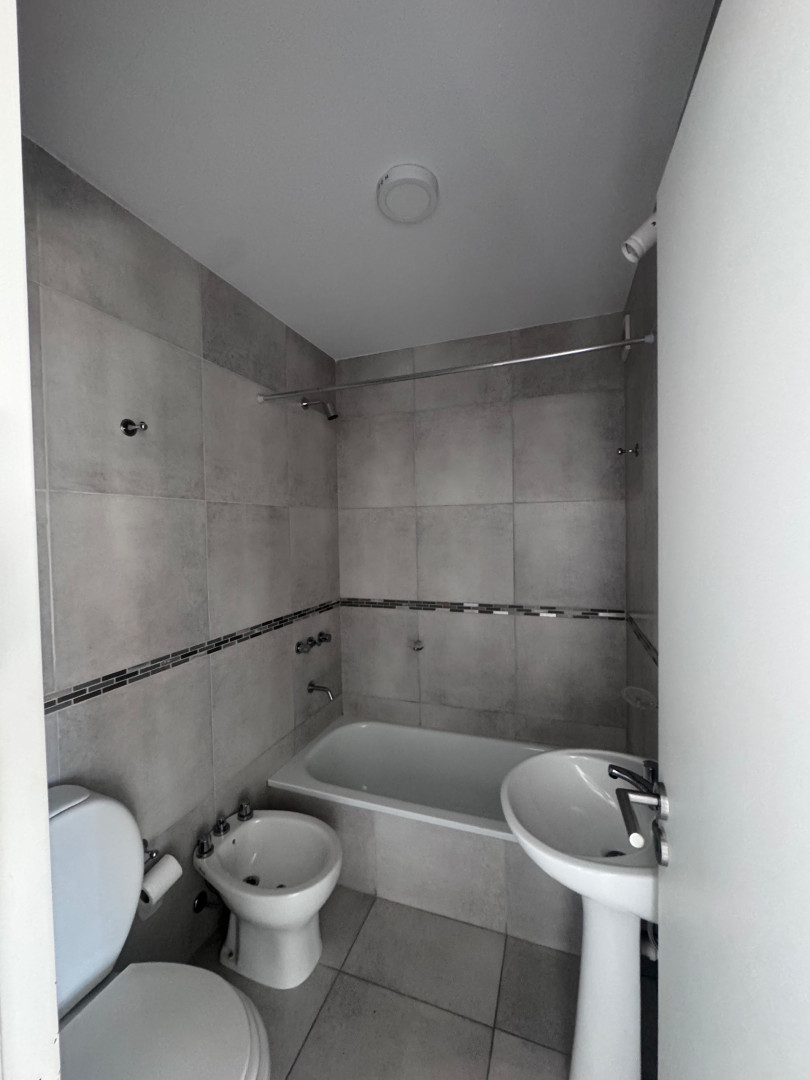 Departamento en Alquiler en Caronti 200, Centro, Bahía Blanca - Bahía Blanca Propiedades | SITIO OFICIAL l