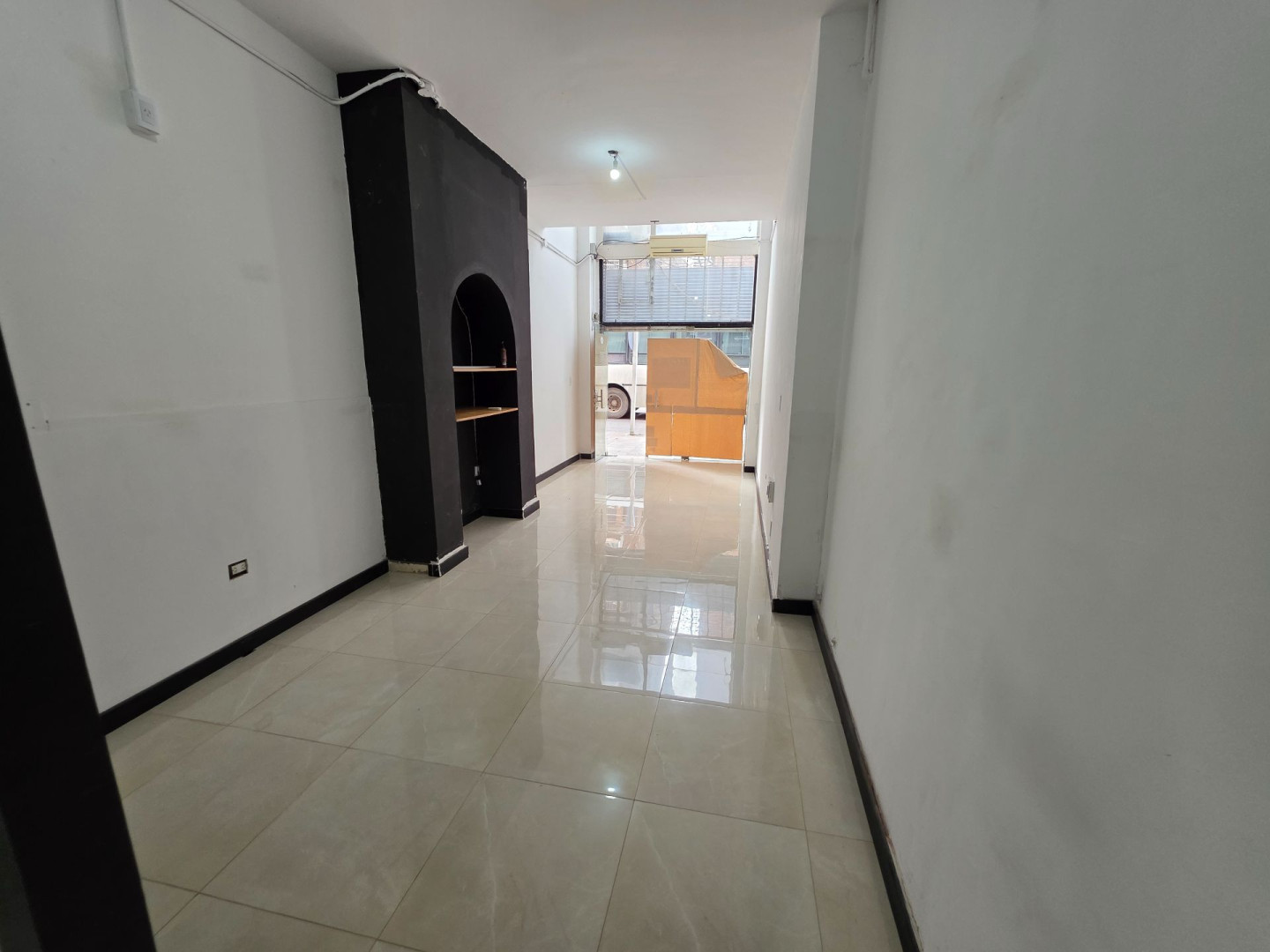 Local en Alquiler en Dorrego 83, Centro, Bahía Blanca - Bahía Blanca Propiedades | SITIO OFICIAL l