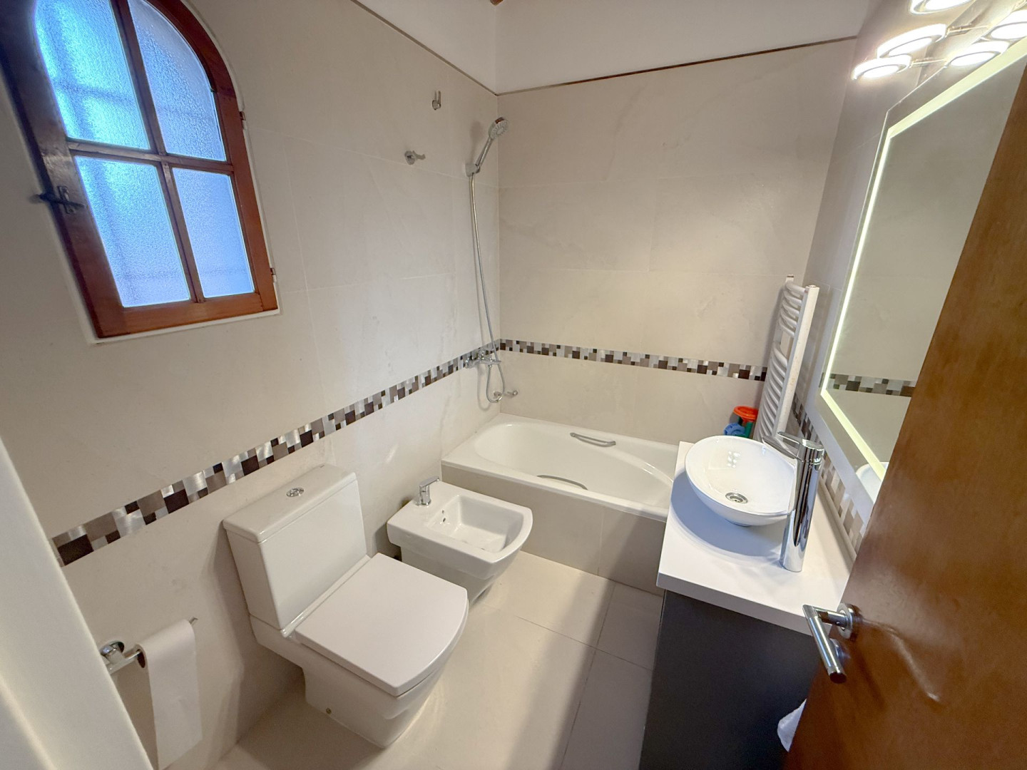 Casa en Venta en Ingeniero Luiggi 310, Pedro Pico, Bahía Blanca - Bahía Blanca Propiedades | SITIO OFICIAL l