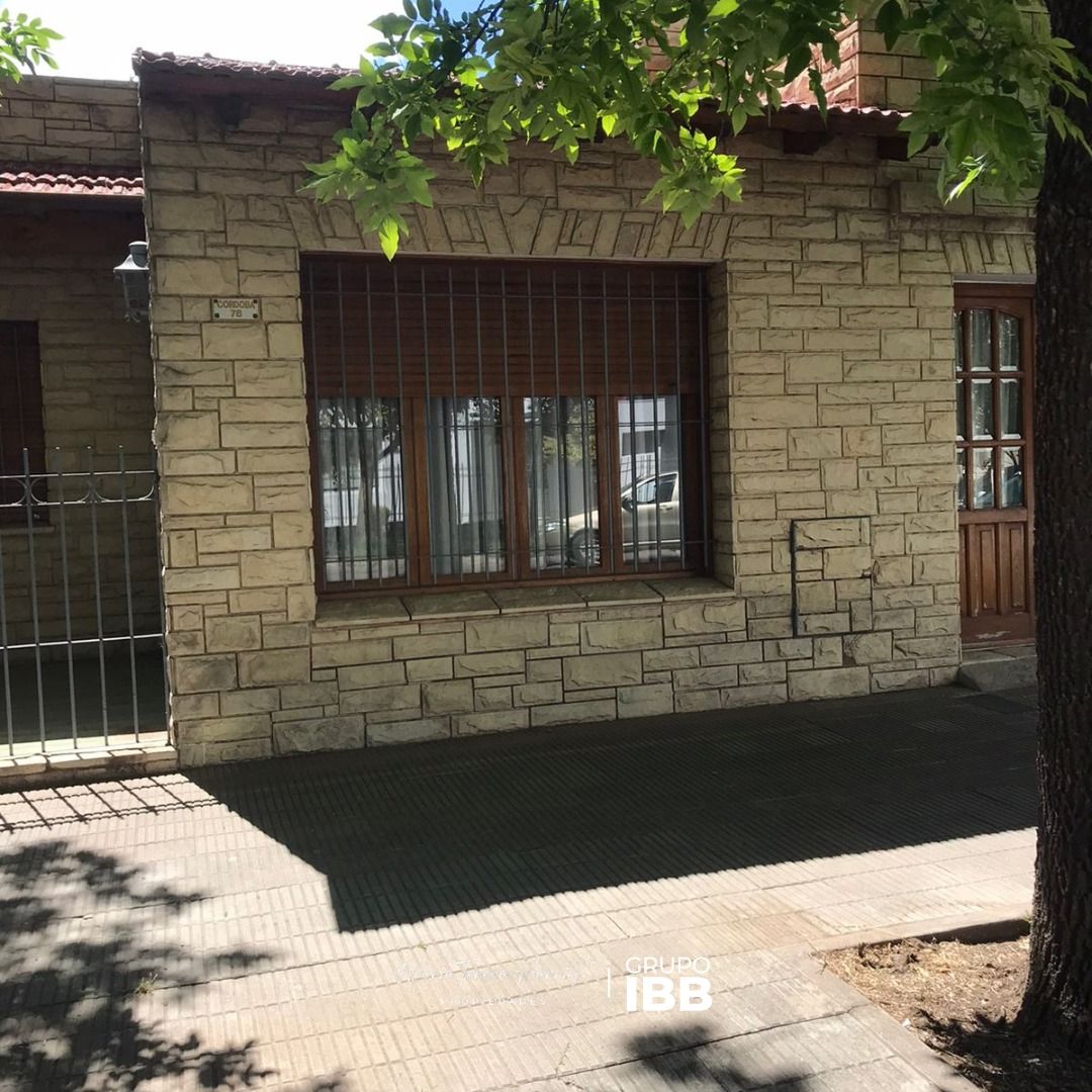 Casa en Venta en Cordoba 78, Universitario, Bahía Blanca - Bahía Blanca Propiedades | SITIO OFICIAL l