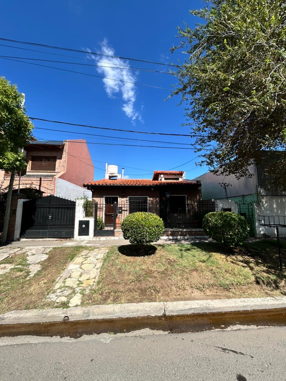 Casa en Venta en Colombia 75, Universitario, Bahía Blanca - Bahía Blanca Propiedades | SITIO OFICIAL l