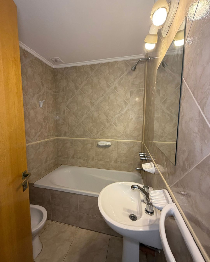 Departamento en Alquiler en Caronti 37, Centro, Bahía Blanca - Bahía Blanca Propiedades | SITIO OFICIAL l