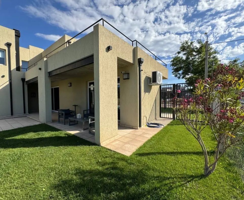 Casa en Venta  Las Cañitas I, Bahía Blanca - Bahía Blanca Propiedades | SITIO OFICIAL l