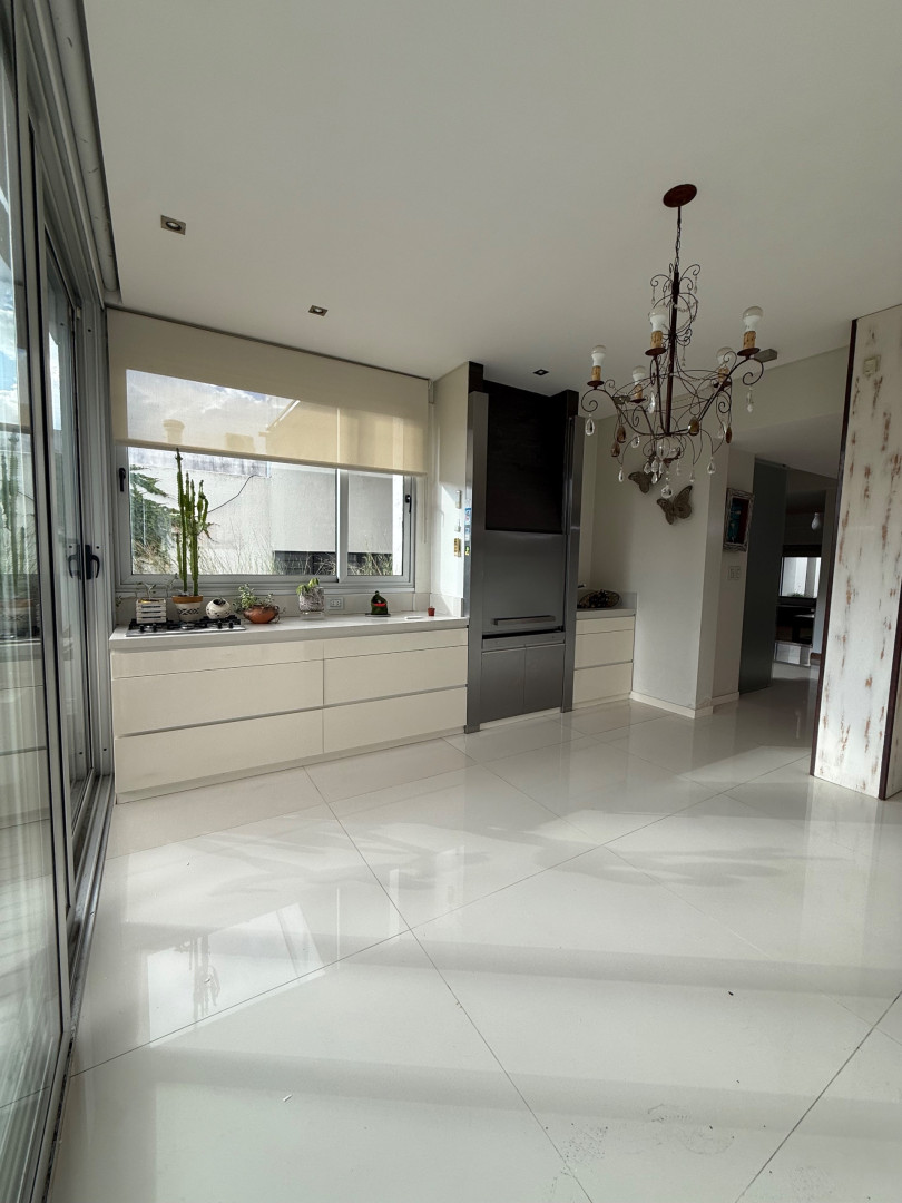 Casa en Venta en Italia 100, Centro, Bahía Blanca - Bahía Blanca Propiedades | SITIO OFICIAL l