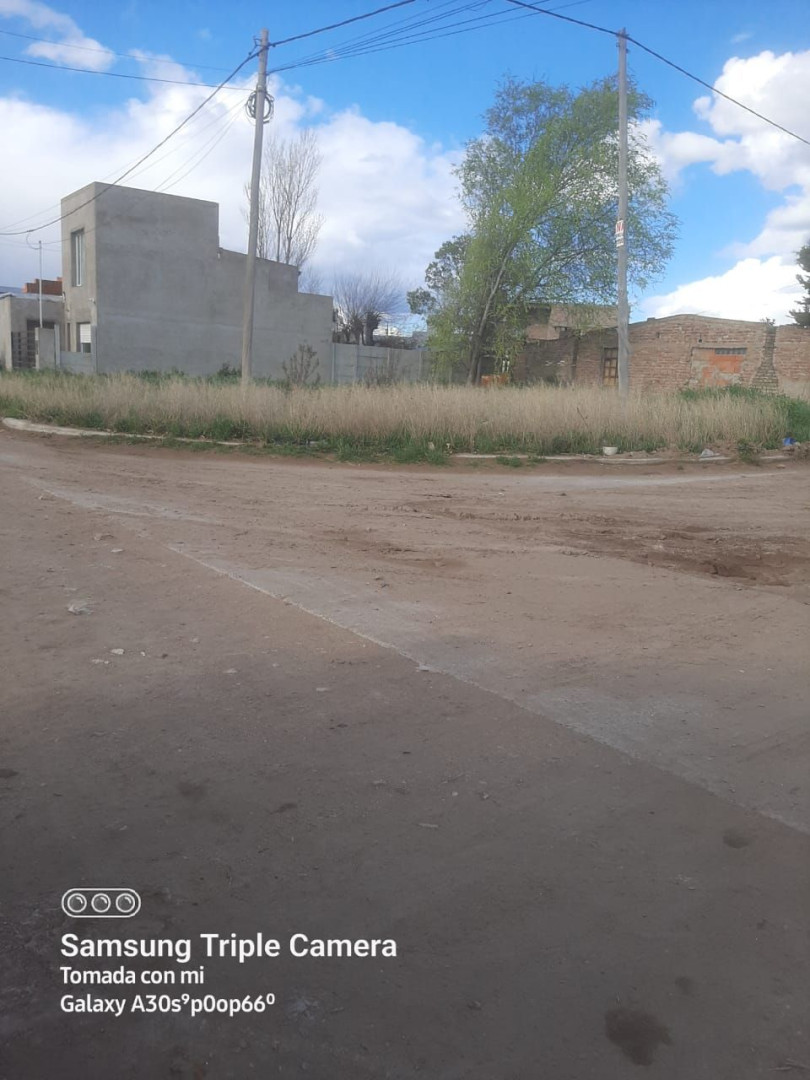 Terreno en Venta en PARERA Y HUGO DE CARRIL,  Bahía Blanca - Bahía Blanca Propiedades | SITIO OFICIAL l