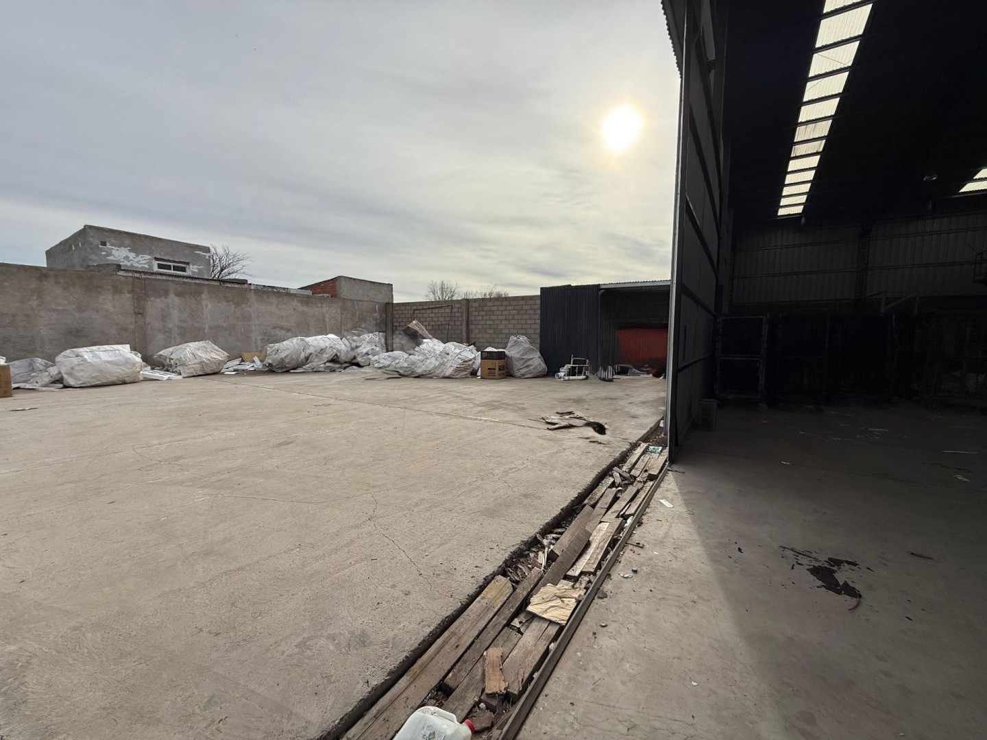 Galpón en Alquiler en CHARLONE 2100,  Bahía Blanca - Bahía Blanca Propiedades | SITIO OFICIAL l