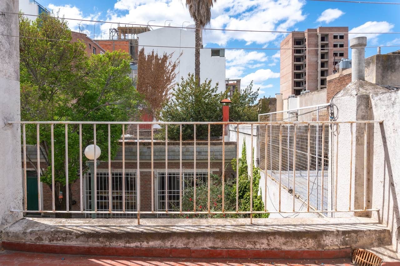 Casa en Venta en Zapiola 285, Centro, Bahía Blanca - Bahía Blanca Propiedades | SITIO OFICIAL l
