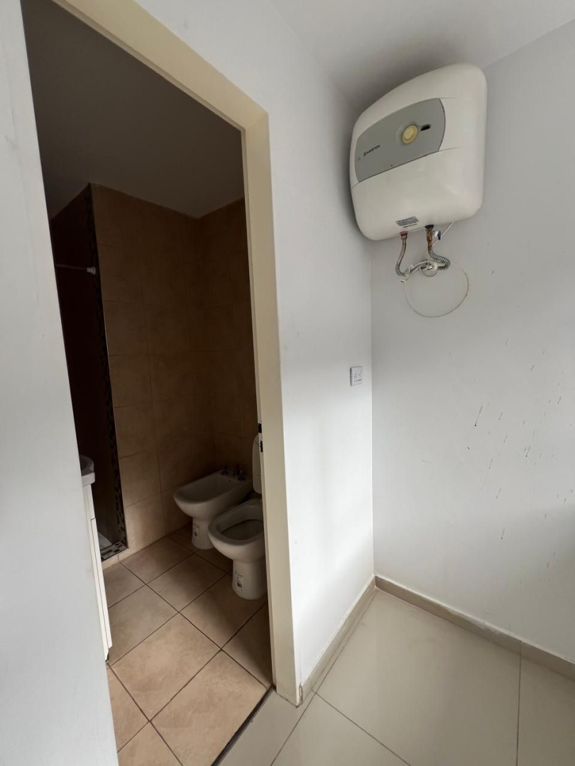 Oficina en Alquiler en Las Heras 164, Centro, Bahía Blanca - Bahía Blanca Propiedades | SITIO OFICIAL l
