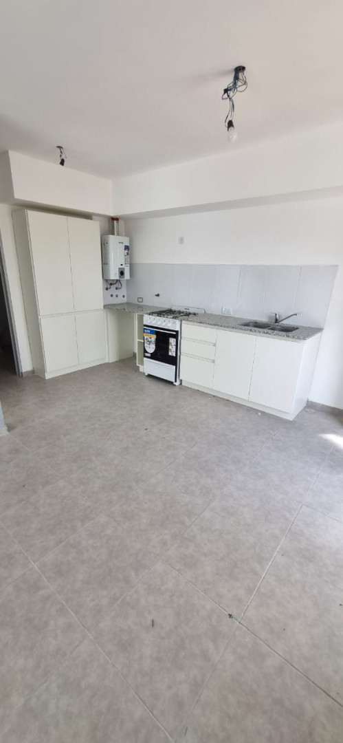 Departamento en Alquiler en 14 De Julio 600,  Bahía Blanca - Bahía Blanca Propiedades | SITIO OFICIAL l
