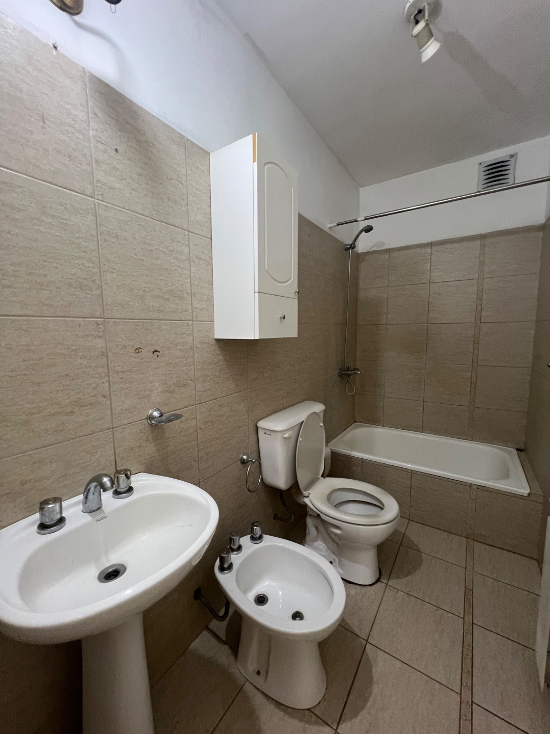 Departamento en Alquiler en Sarmiento 1016, Napostá, Bahía Blanca - Bahía Blanca Propiedades | SITIO OFICIAL l