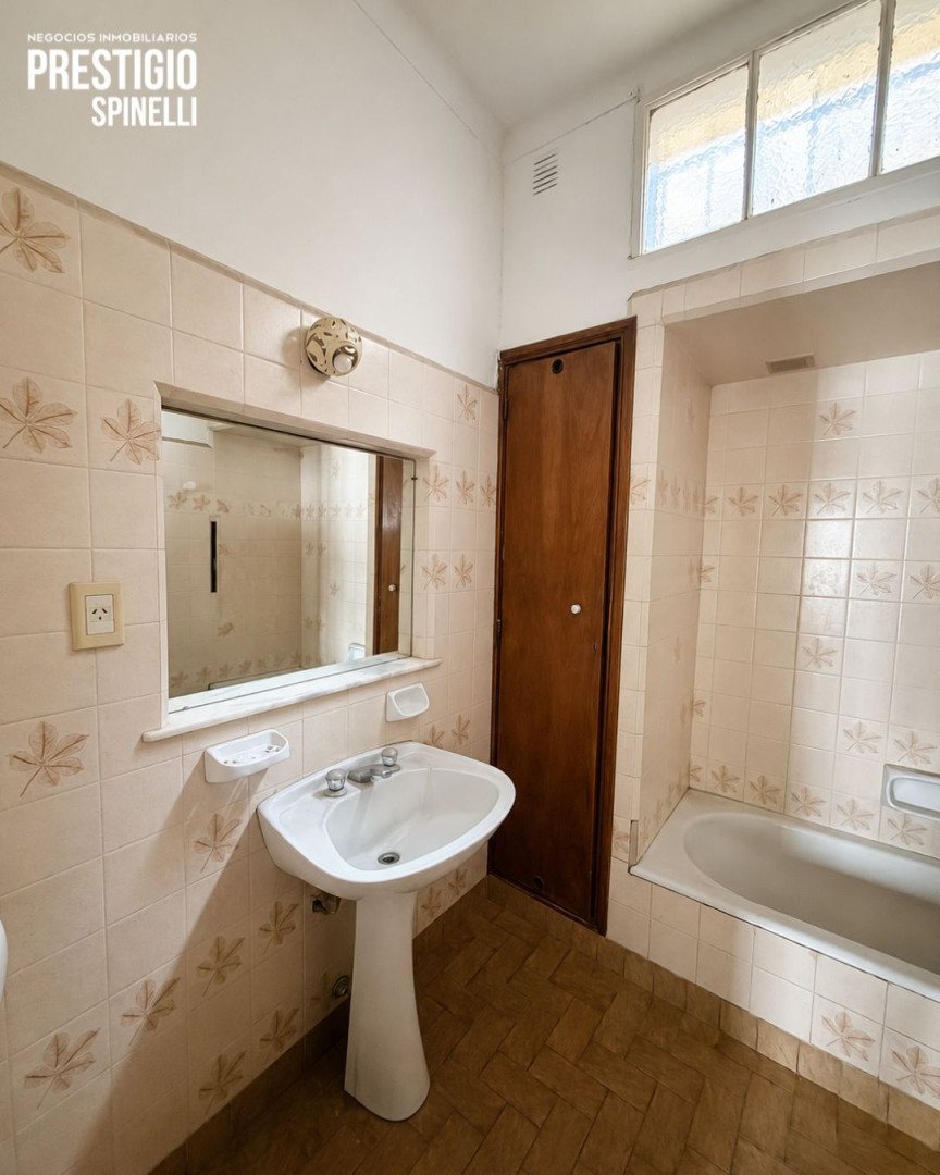 Casa en Venta en Nicaragua 960, Universitario, Bahía Blanca - Bahía Blanca Propiedades | SITIO OFICIAL l