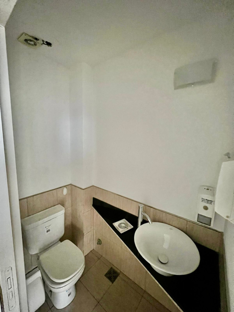 Oficina en Alquiler en Hipolito Irigoyen 381,  Bahía Blanca - Bahía Blanca Propiedades | SITIO OFICIAL l
