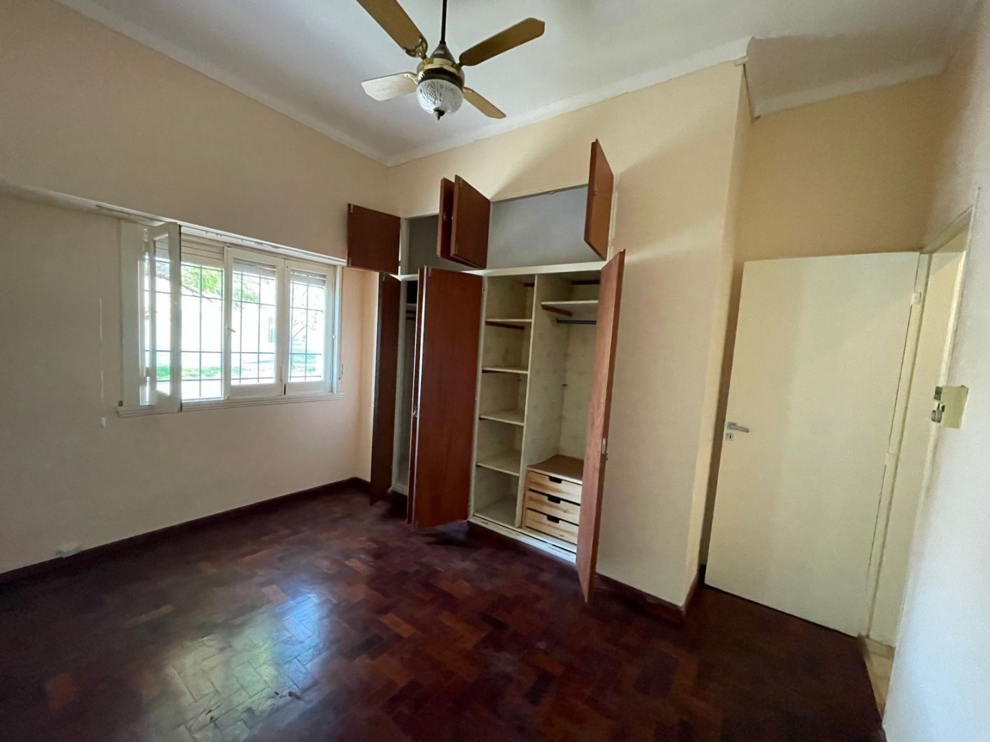 Casa + Departamento en Venta en Avellaneda 508, La Piedad, Bahía Blanca - Bahía Blanca Propiedades | SITIO OFICIAL l