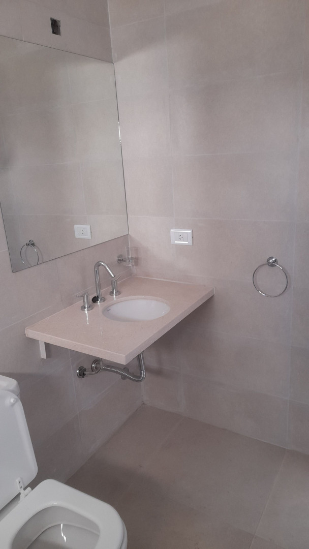 Departamento en Alquiler en Caronti 152, Centro, Bahía Blanca - Bahía Blanca Propiedades | SITIO OFICIAL l