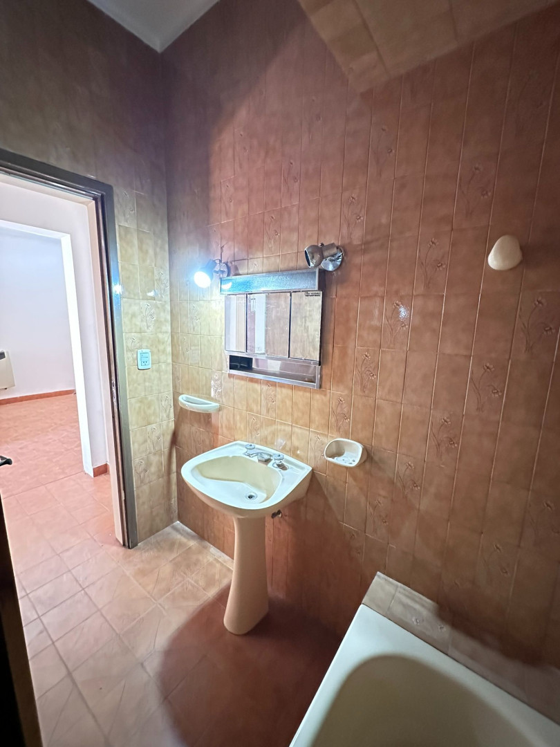 Casa en Venta en Corrientes 660, Bella Vista, Bahía Blanca - Bahía Blanca Propiedades | SITIO OFICIAL l