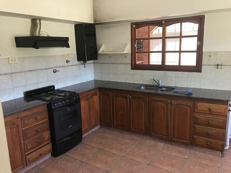 Casa en Venta en Francisca Hernandez 600, Los Chañares, Bahía Blanca - Bahía Blanca Propiedades | SITIO OFICIAL l