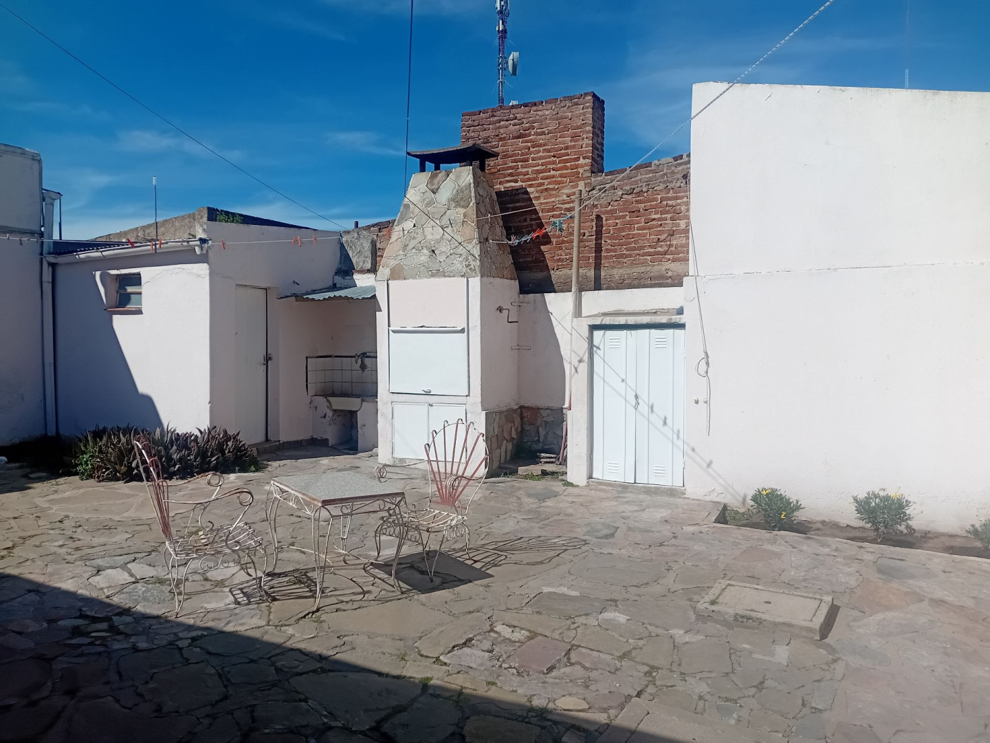 Casa en Venta en Mitre 47, Tornquist,  Tornquist - Bahía Blanca Propiedades | SITIO OFICIAL l