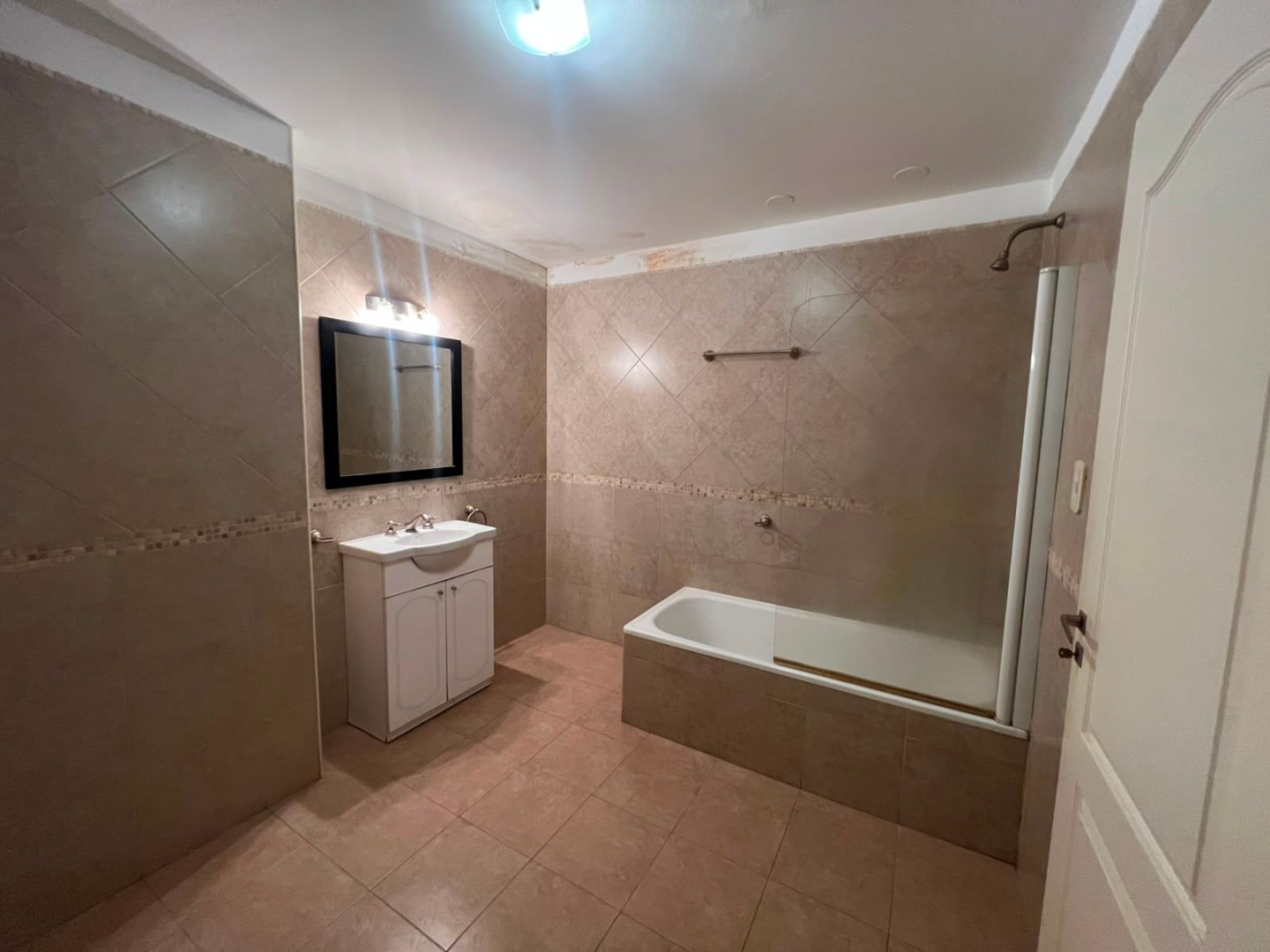 Departamento en Alquiler en Granaderos 110, Centro, Bahía Blanca - Bahía Blanca Propiedades | SITIO OFICIAL l