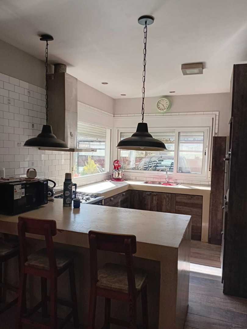 Casa en Venta en Leonidas Lucero 2900, Villa Belgrano, Bahía Blanca - Bahía Blanca Propiedades | SITIO OFICIAL l