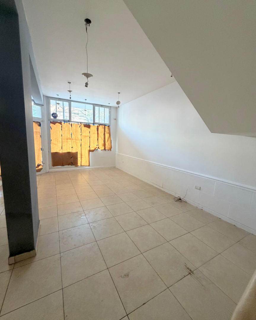 Local en Alquiler en España 169, Centro, Bahía Blanca - Bahía Blanca Propiedades | SITIO OFICIAL l