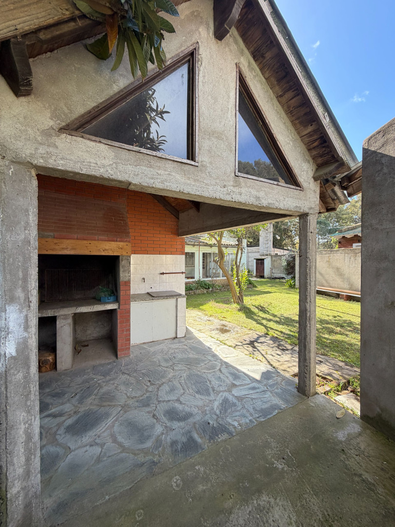 Casa en Venta en Calle Huaglen 485,  Pehuen Co - Bahía Blanca Propiedades | SITIO OFICIAL l