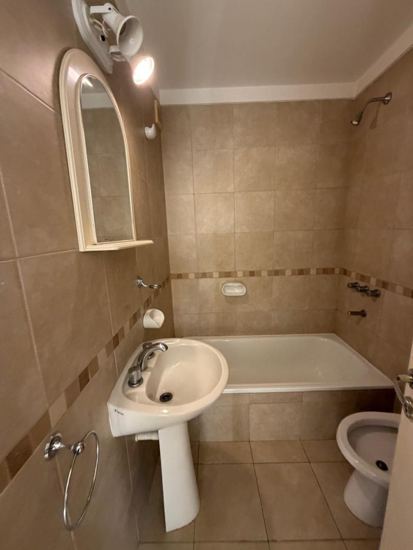 Departamento en Alquiler en Zelarrayan 360, Centro, Bahía Blanca - Bahía Blanca Propiedades | SITIO OFICIAL l