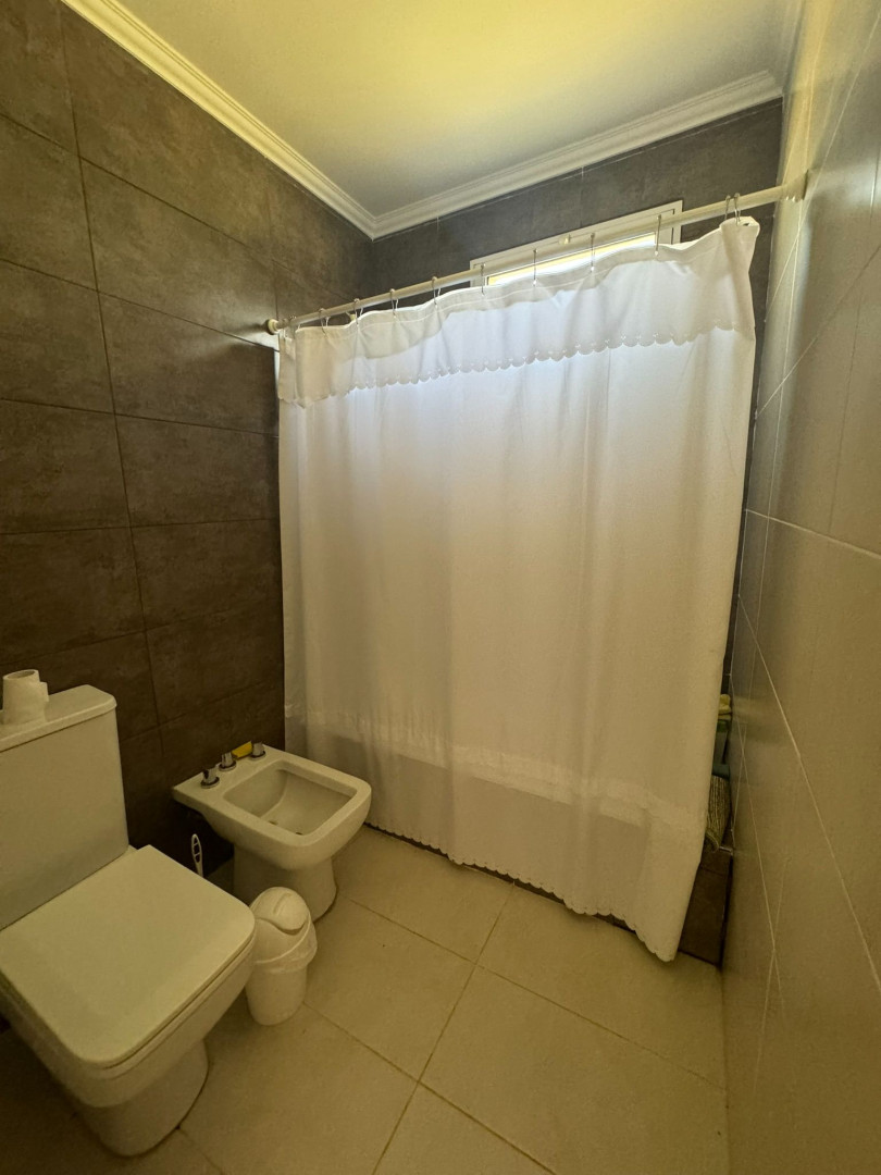 Casa en Venta en Las Acacias ,  Villa Serrana La Gruta - Bahía Blanca Propiedades | SITIO OFICIAL l