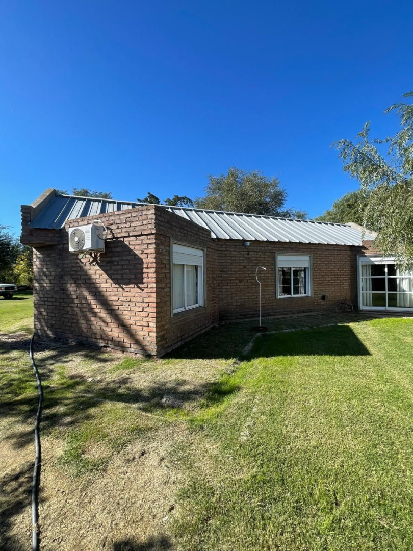 Casa en Venta en Carmen Ledesma Y Rio Atuel , Villa Bordeu, Bahía Blanca - Bahía Blanca Propiedades | SITIO OFICIAL l