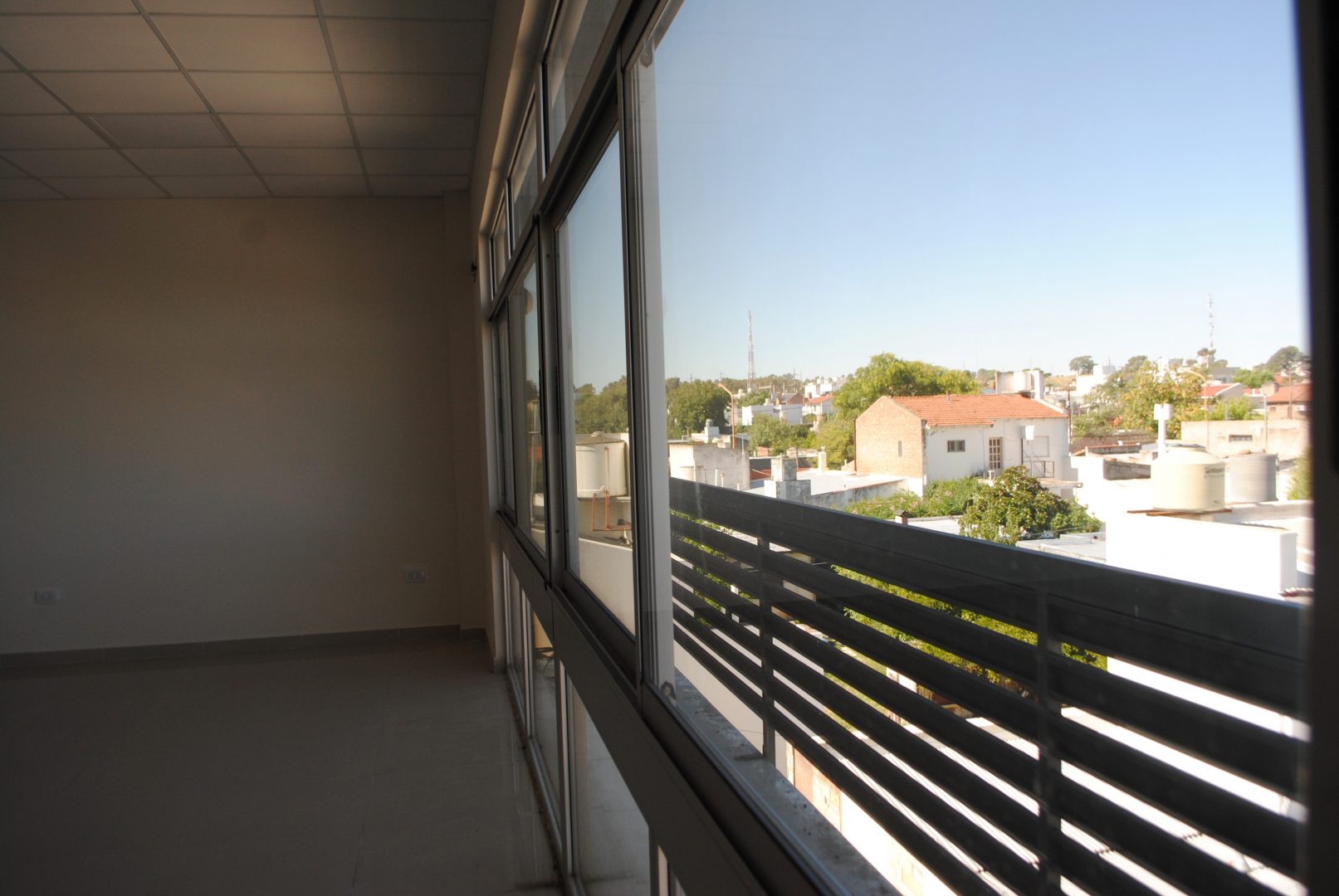 Oficina en Venta en Hipolito Yrigoyen 1247, La Falda, Bahía Blanca - Bahía Blanca Propiedades | SITIO OFICIAL l