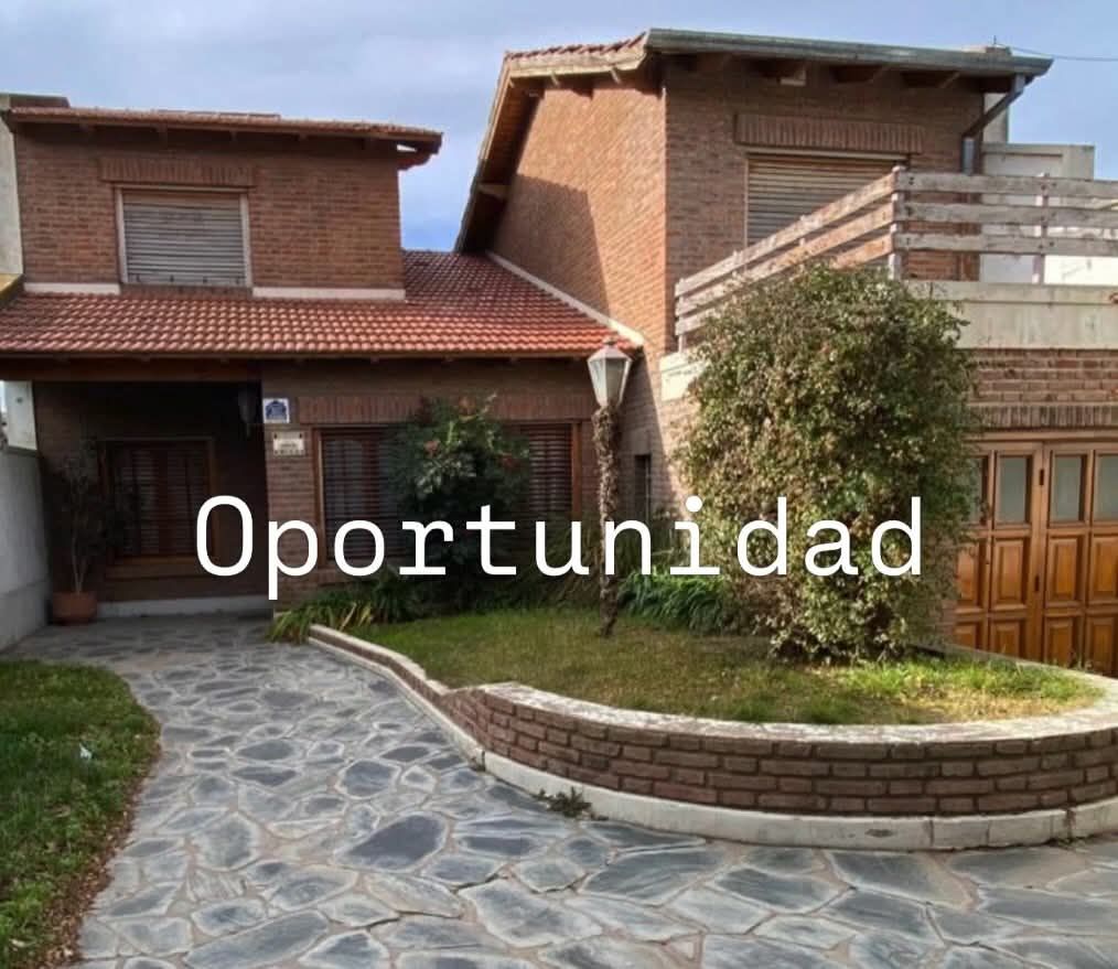 Casa en Venta en 12 De Octubre 2200, Villa del Parque, Bahía Blanca - Bahía Blanca Propiedades | SITIO OFICIAL l