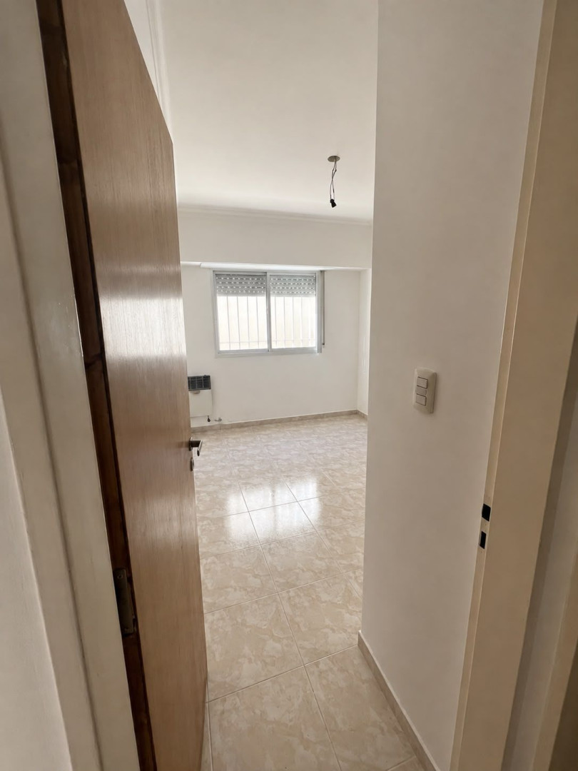 Departamento en Alquiler en INGLATERRA 25,  Bahía Blanca - Bahía Blanca Propiedades | SITIO OFICIAL l