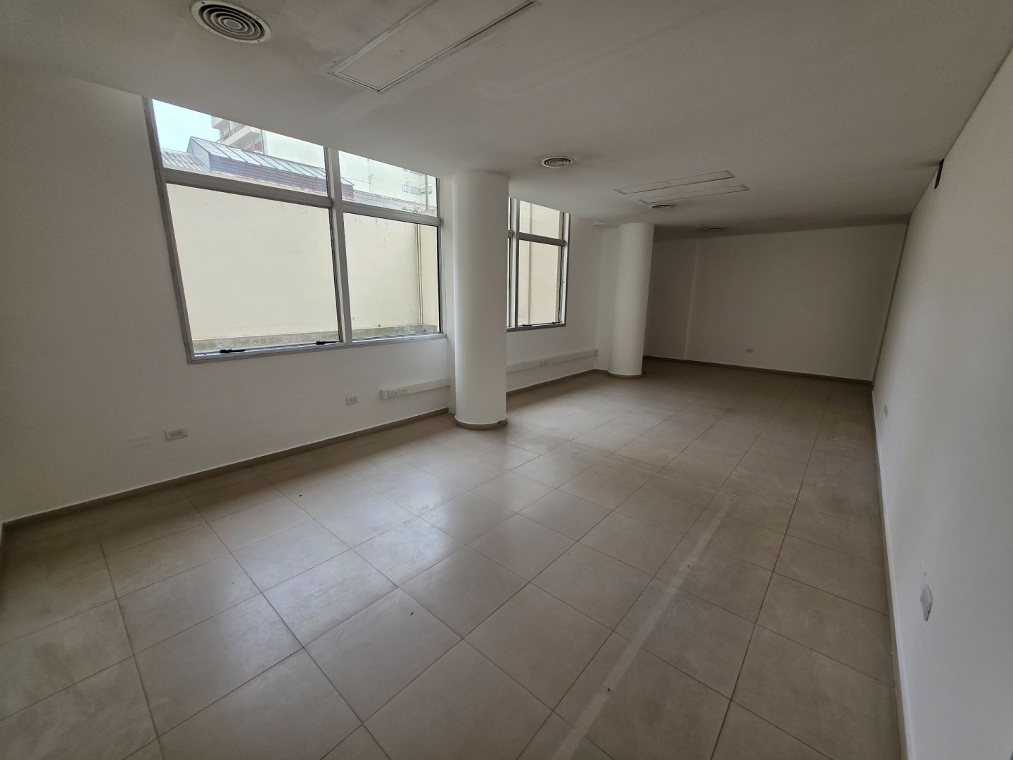 Local en Alquiler en Saavedra 39, Centro, Bahía Blanca - Bahía Blanca Propiedades | SITIO OFICIAL l